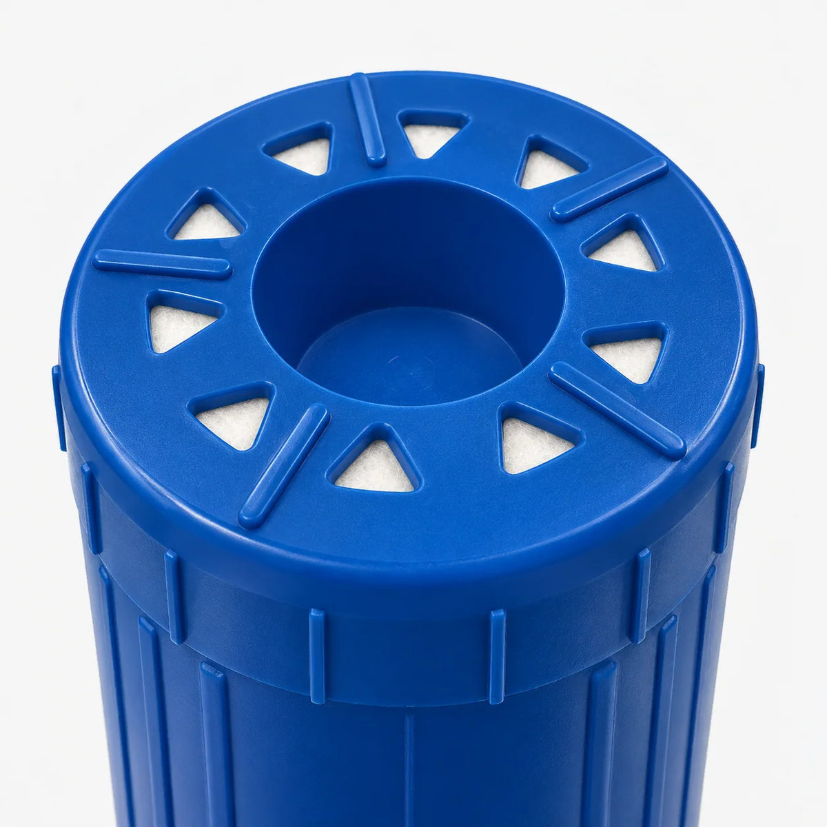 Bottom end of the 2-7/8" SMART cartridge with triangular openings over the filter pad